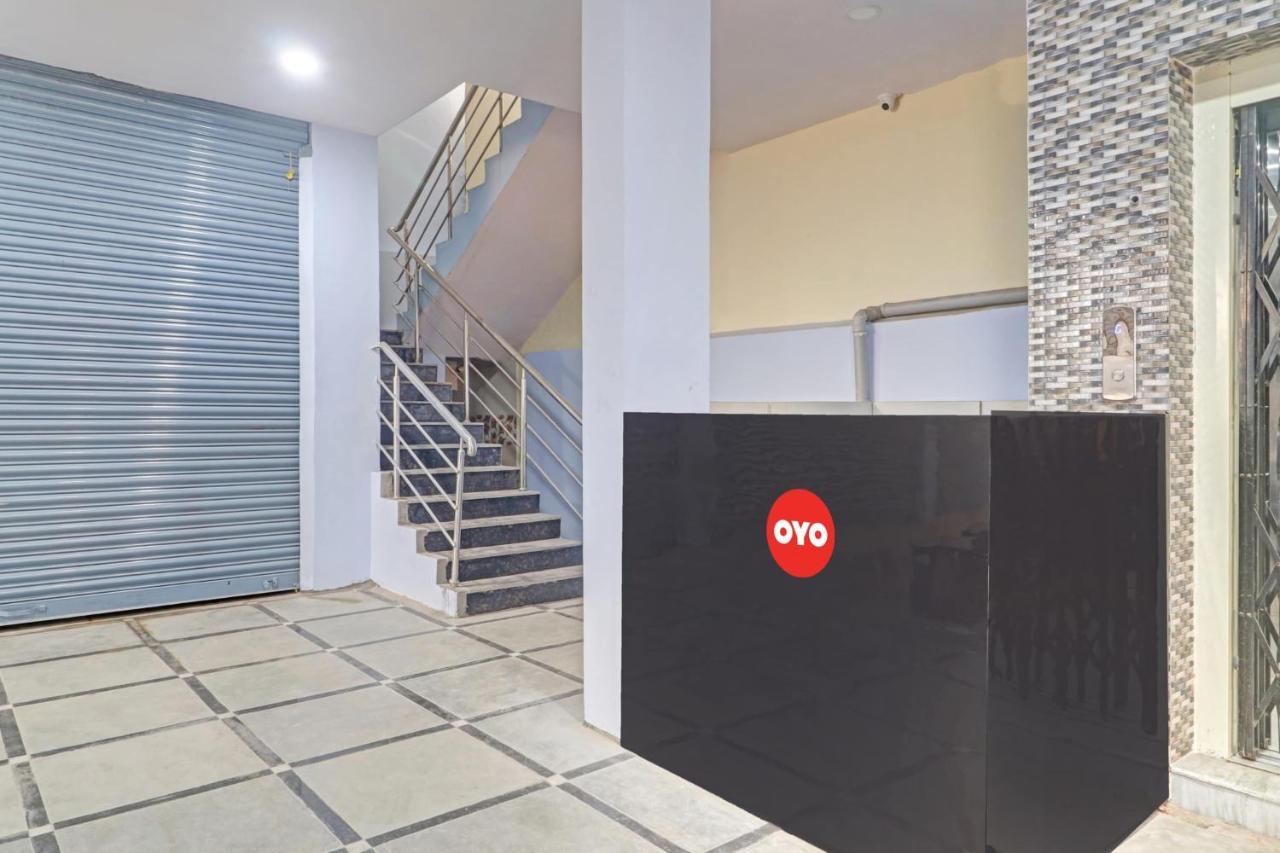 Super Hotel O Rbs Square Langer Houz Haidar Sahibguda 外观 照片