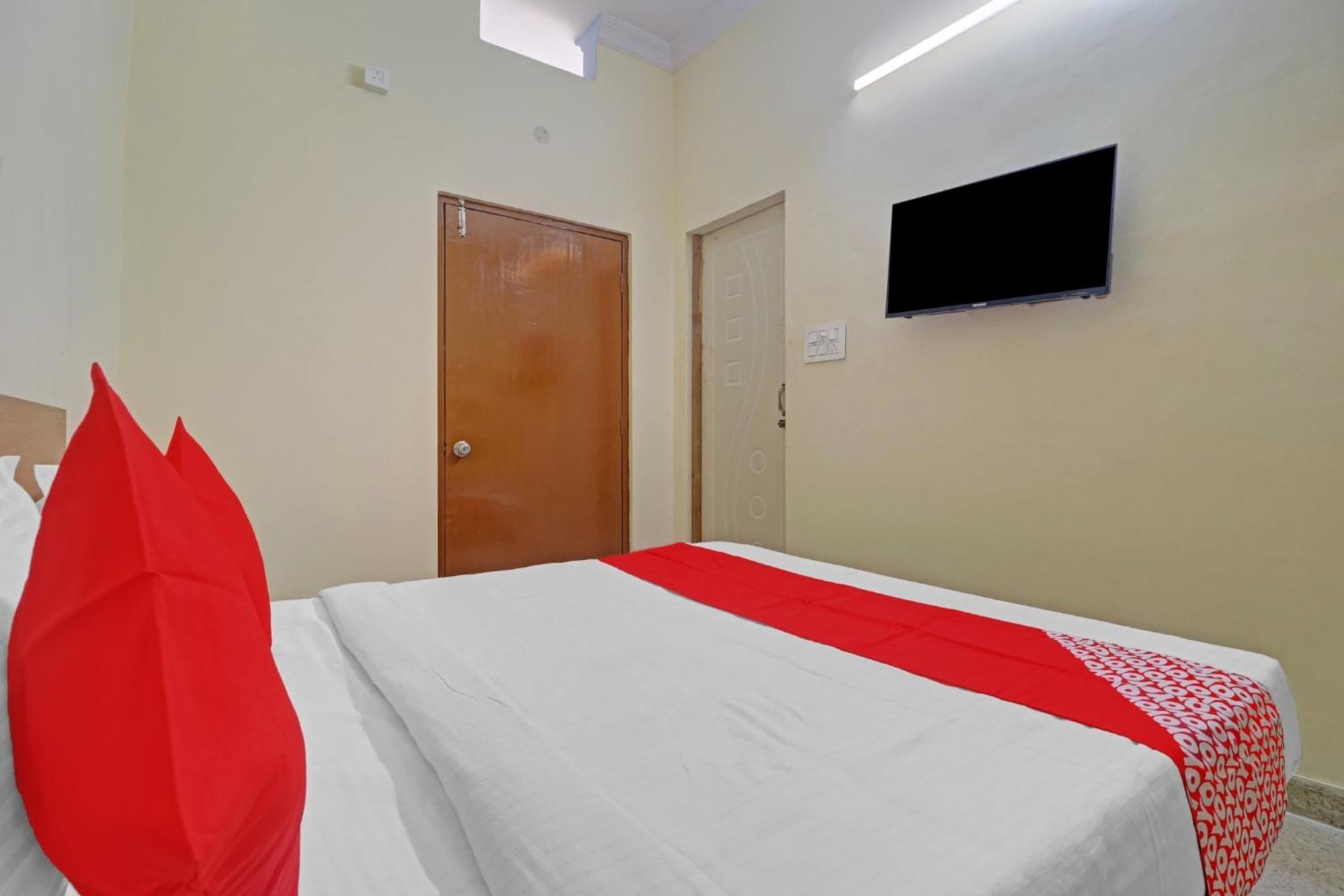 Super Hotel O Rbs Square Langer Houz Haidar Sahibguda 外观 照片