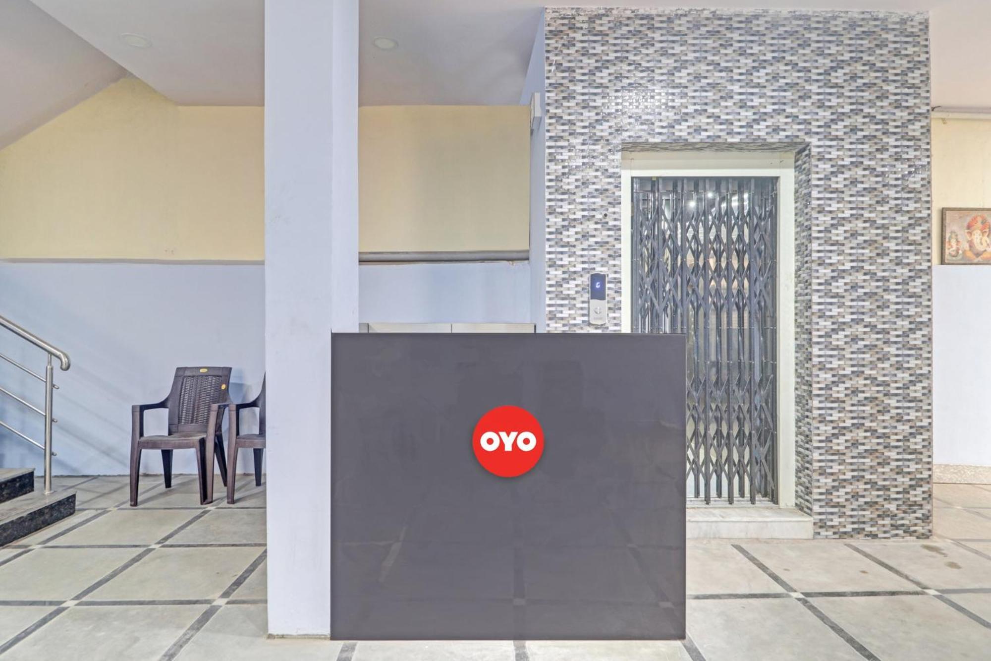 Super Hotel O Rbs Square Langer Houz Haidar Sahibguda 外观 照片